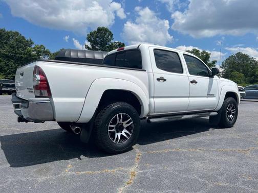 White 2013 Toyota Tacoma 5.0 FT