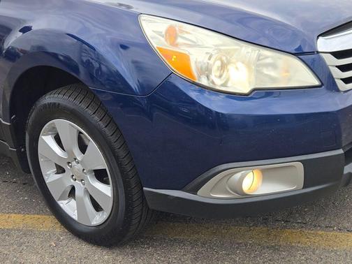 2011 Subaru Outback 2.5 i Premium