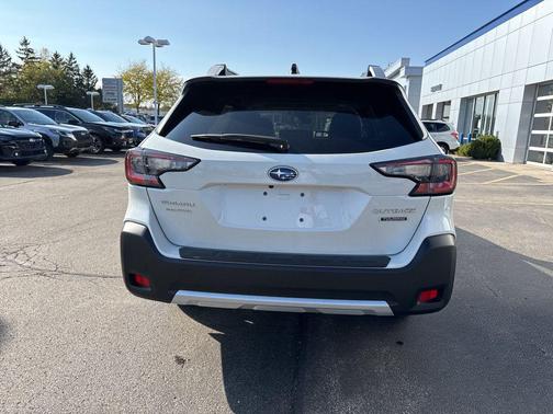 2025 Subaru Outback Touring