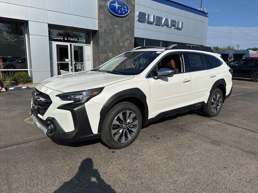 2025 Subaru Outback Touring