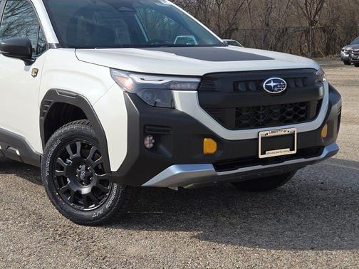 Crystal White Pearl 2026 Subaru Forester Wilderness