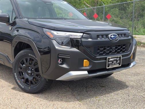 Crystal Black Silica 2026 Subaru Forester Wilderness