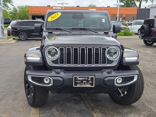 Granite Crystal Metallic Clearcoat 2025 Jeep Wrangler 4xe Sahara