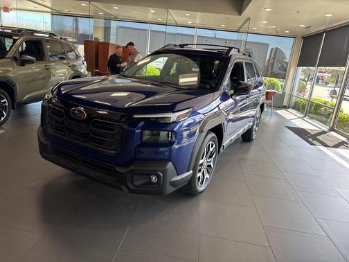 Sapphire Blue Pearl 2026 Subaru Outback Touring XT
