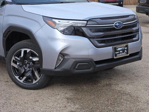 2025 Subaru Forester Hybrid Premium