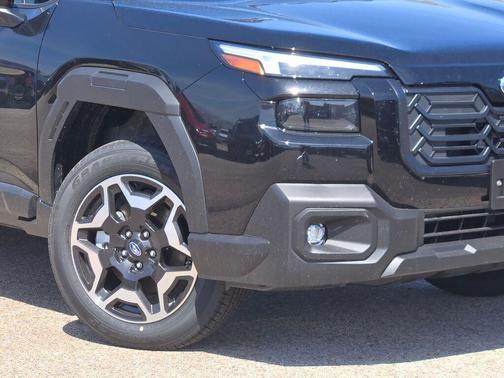 Crystal Black Silica 2026 Subaru Outback Touring