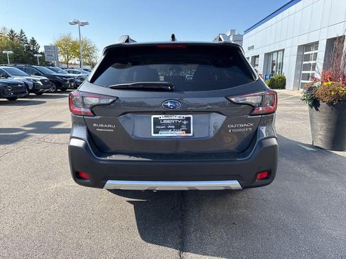 2025 Subaru Outback Touring XT