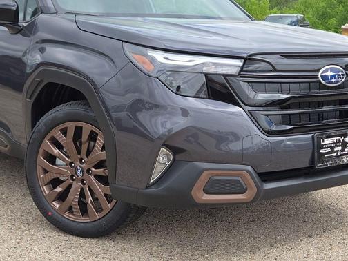 Magnetite Gray Metallic 2026 Subaru Forester Sport