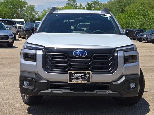 Ice Silver Metallic 2026 Subaru Outback Touring XT