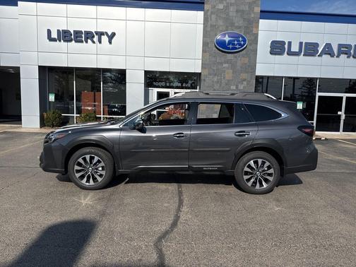 2025 Subaru Outback Touring XT