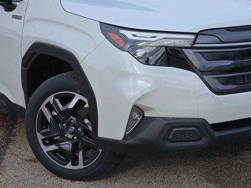2025 Subaru Forester Hybrid Premium