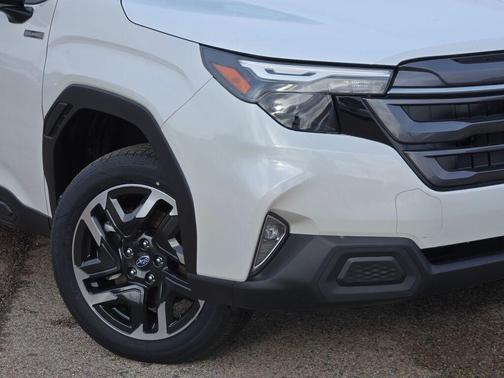 2025 Subaru Forester Hybrid Premium