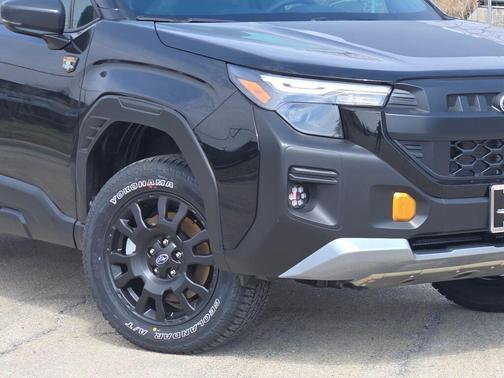 Crystal Black Silica 2026 Subaru Forester Wilderness