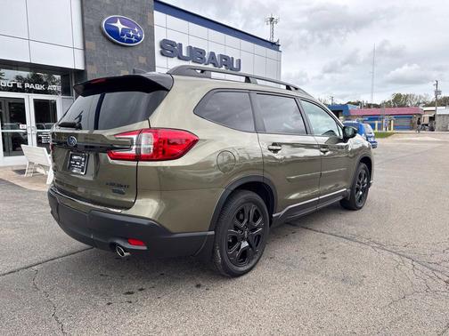 Autumn Green Metallic 2025 Subaru Ascent Onyx Edition Touring 7-Passenger