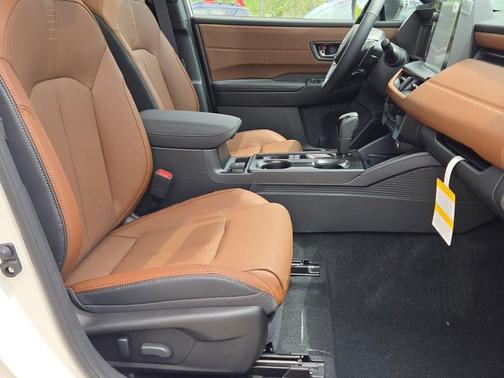 Crystal White Pearl 2026 Subaru Outback Touring XT
