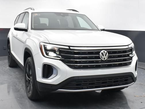 2024 Volkswagen Atlas 2.0T SE w/ Technology