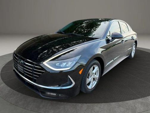 Black 2020 Hyundai SONATA SE