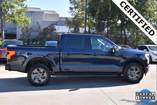 2023 Ford F-150 Lightning LARIAT