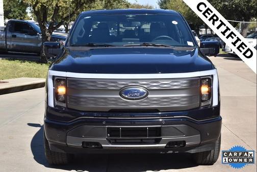 2023 Ford F-150 Lightning LARIAT