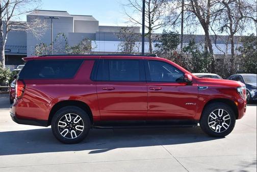 2024 GMC Yukon XL AT4