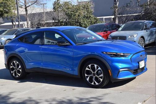 2025 Ford Mustang Mach-E Select