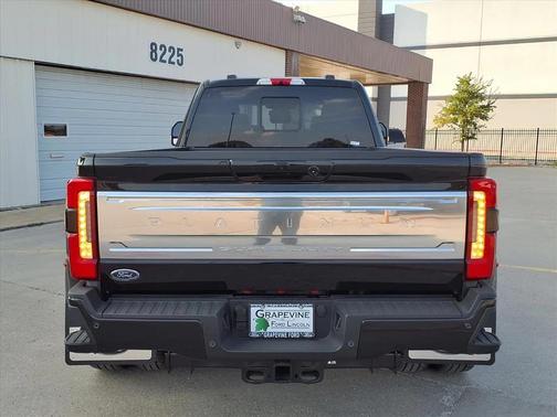 2026 Ford F-350 Platinum