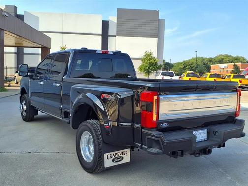2026 Ford F-350 Platinum