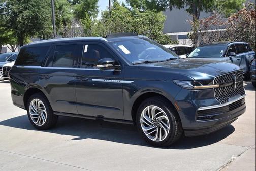 2025 Lincoln Navigator Reserve