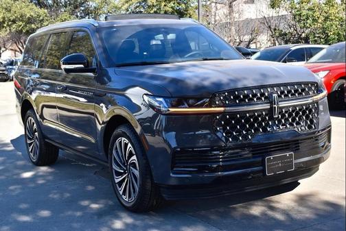 2025 Lincoln Navigator Black Label