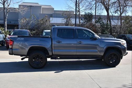 2020 Toyota Tacoma SR