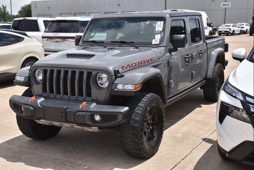Sting-Gray Clearcoat 2022 Jeep Gladiator Mojave 4x4