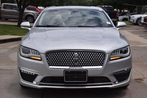 2017 Lincoln MKZ Base