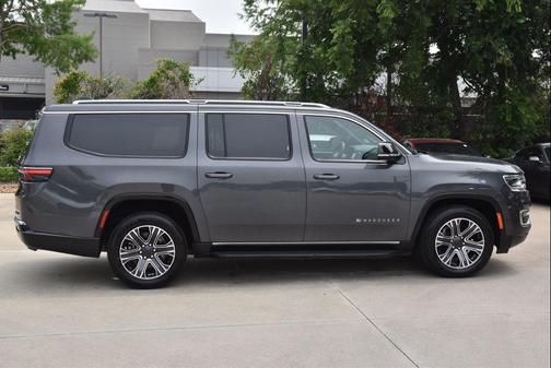 Baltic Gray Metallic Clearcoat 2024 Jeep Wagoneer L Series II 4x2