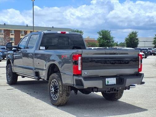 2025 Ford F-350 Platinum