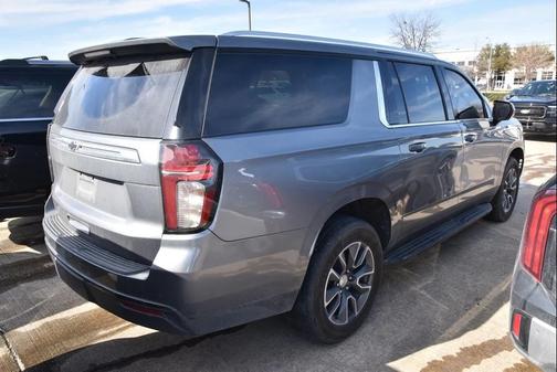 2021 Chevrolet Suburban LT