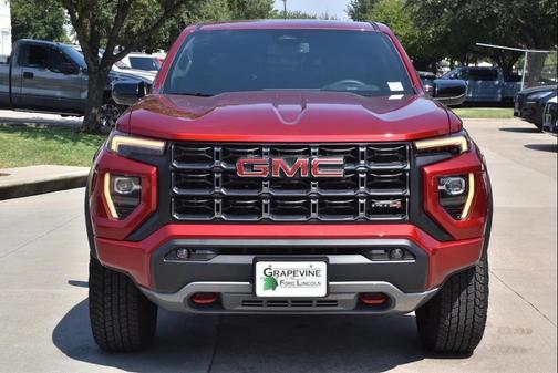 2025 GMC Canyon AT4