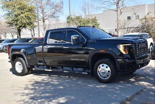 2025 GMC Sierra 3500 Denali