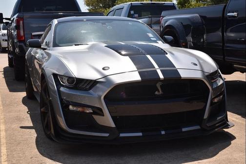 2020 Ford Shelby GT500 Base