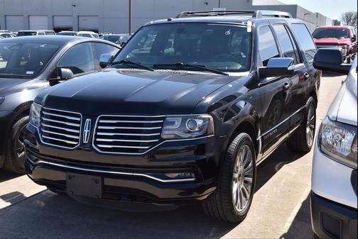 2017 Lincoln Navigator Select