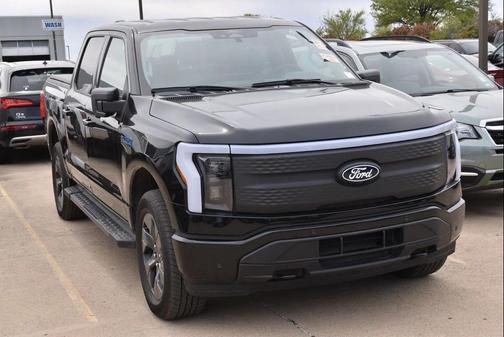 2025 Ford F-150 Lightning Flash