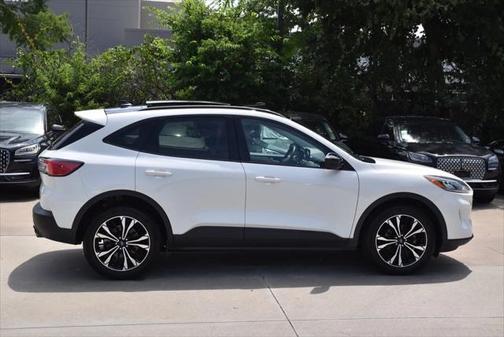 2021 Ford Escape SE