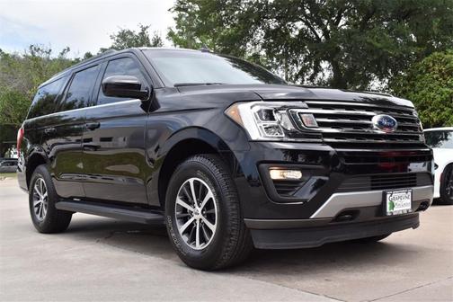 Photo 3 of 36 of 2020 Ford Expedition XLT