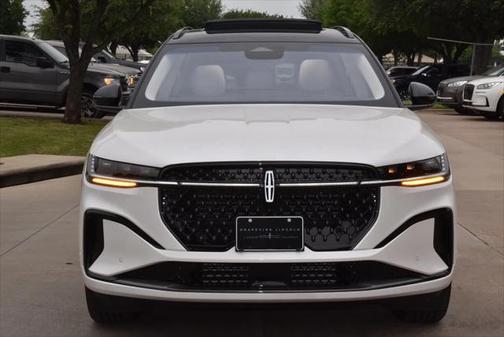 2024 Lincoln Nautilus Black Label