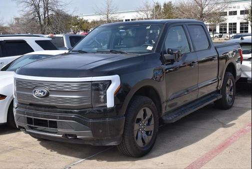 2025 Ford F-150 Lightning LARIAT