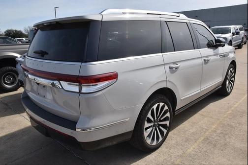 2023 Lincoln Navigator Reserve