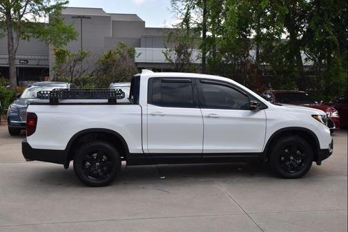 Platinum White Pearl 2022 Honda Ridgeline Black