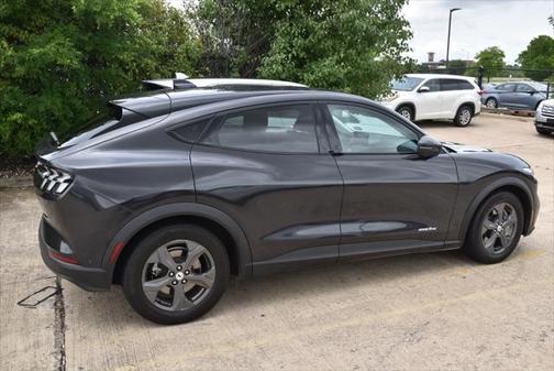 2022 Ford Mustang Mach-E Select