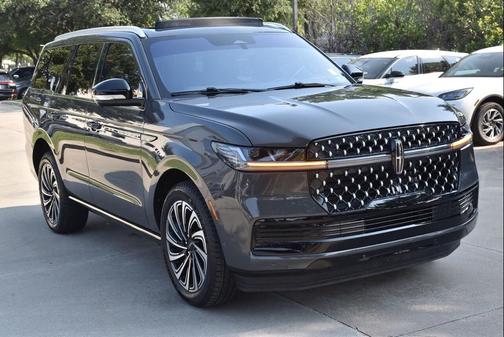 2025 Lincoln Navigator Black Label