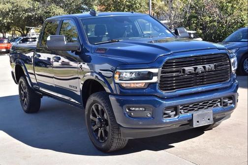 2022 RAM 2500 Laramie Crew Cab 4x4 6'4' Box