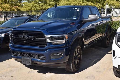 2022 RAM 2500 Laramie Crew Cab 4x4 6'4' Box